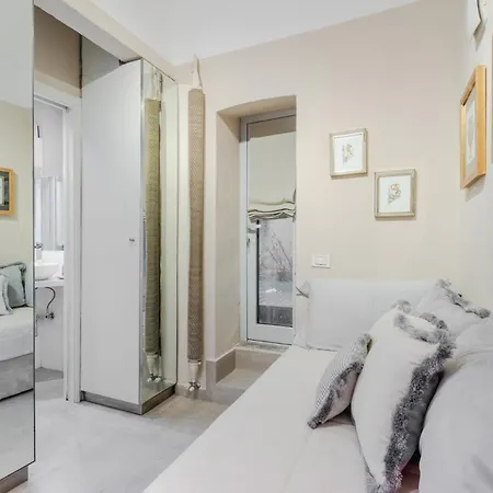 Apartment Lapo 2 Bedrooms And Outdoor In Lucca